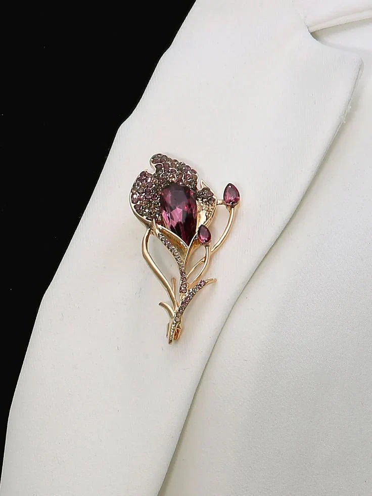 BROOCHES