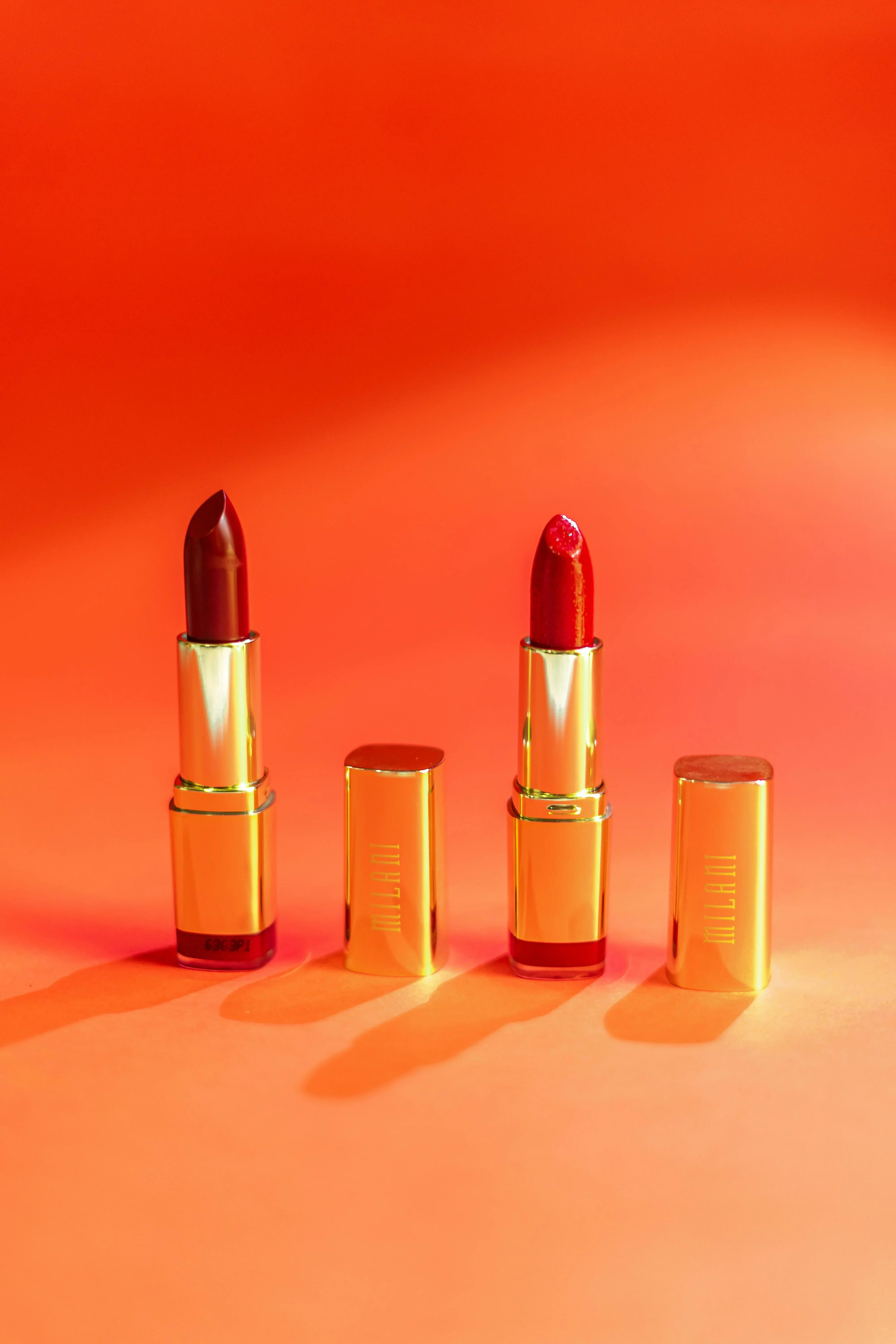 LIPS STICKS