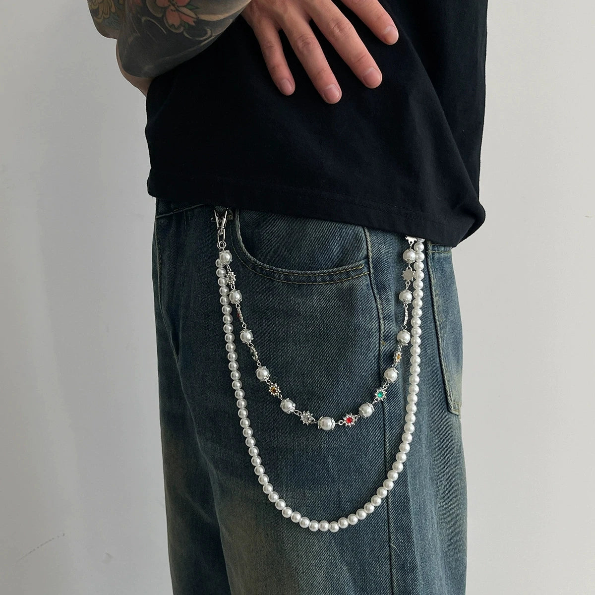 Antique Adorn